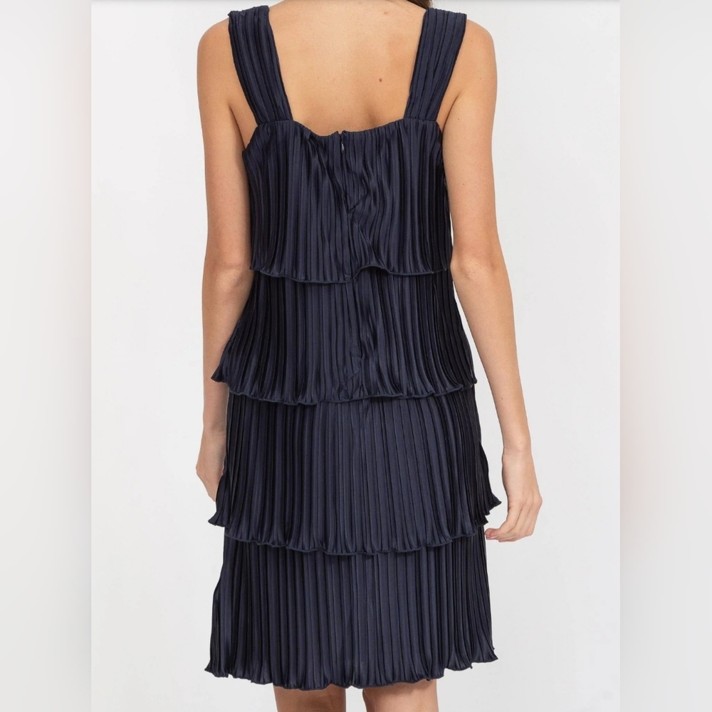 NEW DKNY Sleeveless Square Neck Tiered Ruffle Pleated Swing Dress Navy 6 US - Picture 13 of 16